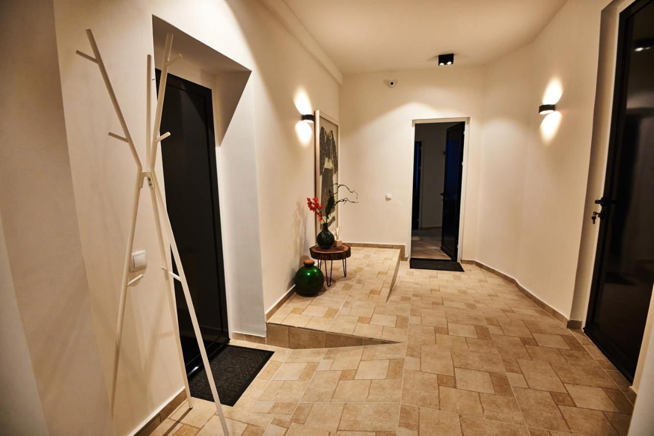 Metropole Apartments Royal Residence Bucureşti Exterior foto