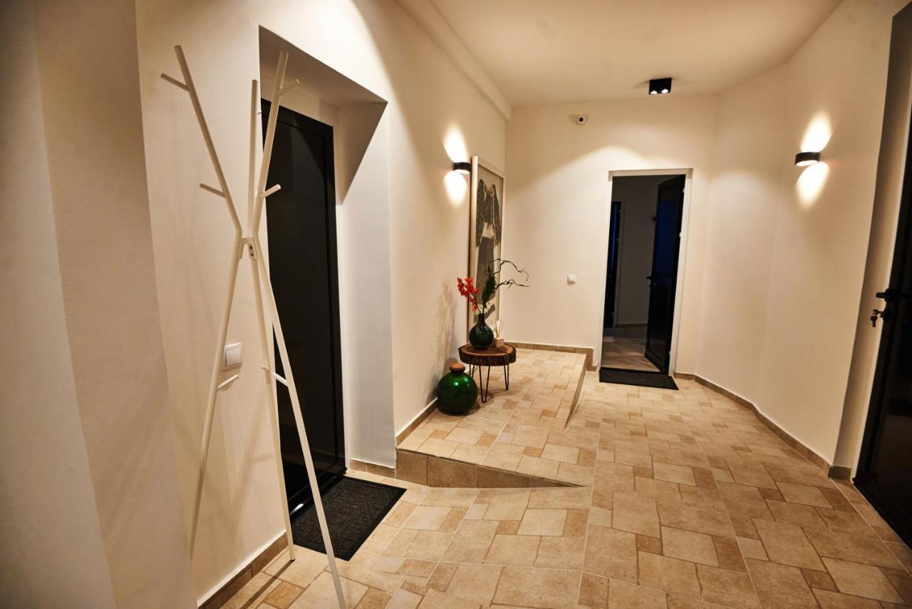 Metropole Apartments Royal Residence Bucureşti Exterior foto